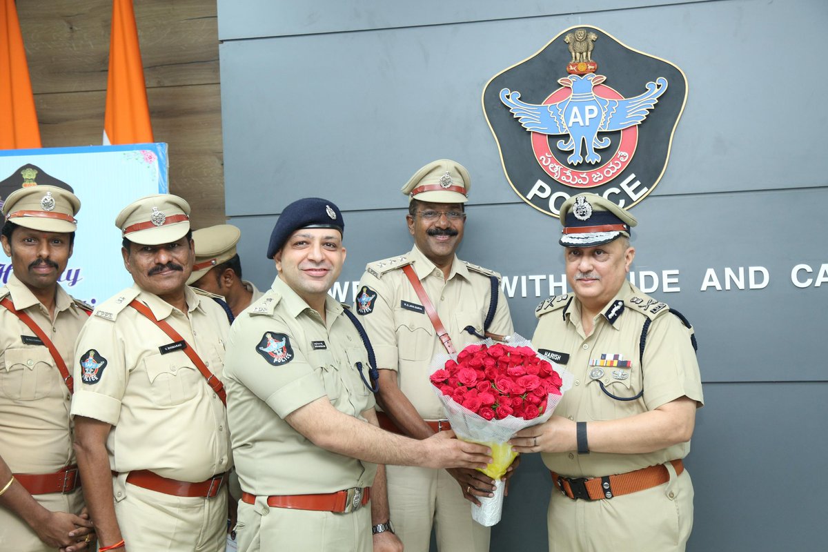 West Godavari District Police tweet media
