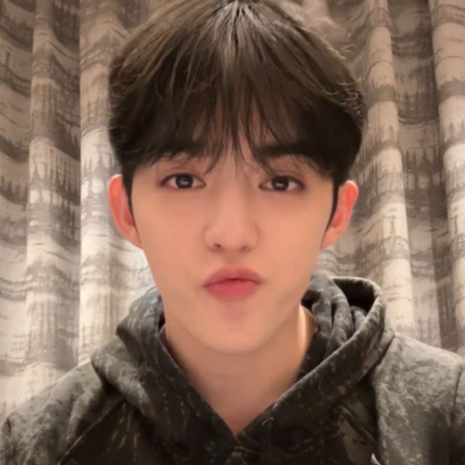 myloveforscjh's tweet photo. default 😙 

#CSD #CaratSelcaDay #SCOUPS #승철 #SEVENTEEN https://t.co/3J31ldTQdQ