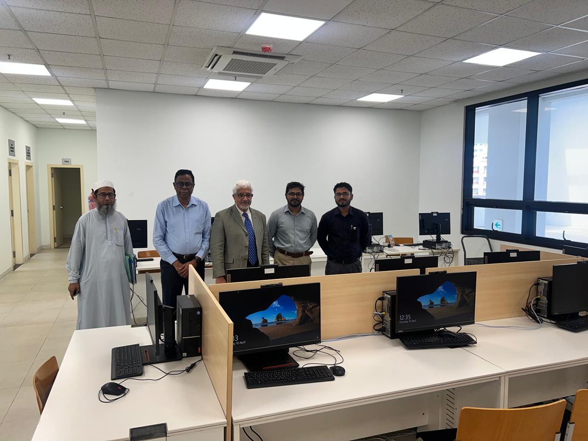ESRA_Society's tweet photo. Last week was a busy one for our European Diploma of Pain Medicine #ESRAdpm
• Friday: Part 1️⃣ remote exam worldwide
➡️ Candidates from Bangladesh took it from the SMMU Computer Training Centre https://t.co/AcZ3Rch2zG