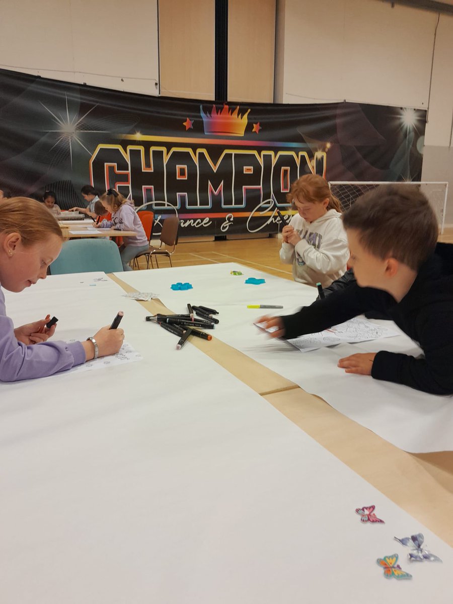 Today we made posters for our party tomorrow 🐣Coloured in Easter pictures, played football, made jewellery and decorated biscuits 🍪 

Family Easter party tomorrow 3-4:30 
No max number
Under 5s must be accompanied by an adult

Thanks to our funders <a href="/clydebankha/">clydebankha</a> <a href="/TNLComFundScot/">The National Lottery Community Fund Scotland</a>