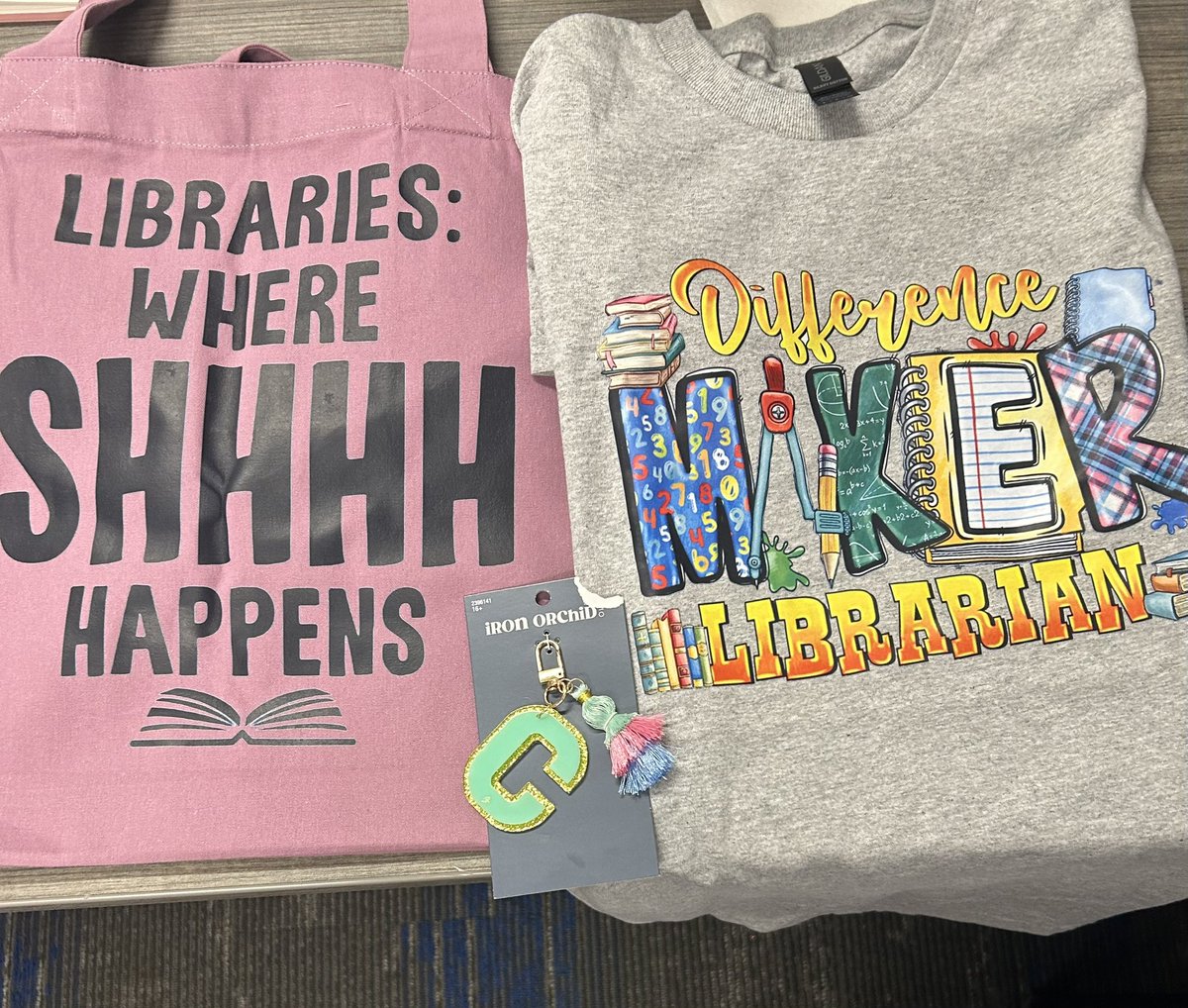 DVMSLibrary (Dep. Sheriff Peter Herrera Library) (@delvmslibrary) on Twitter photo Thank you <a href="/rm_cere/">Rose Cereceres</a> for the beautiful tote bag and shirt!! Absolutely love them💙💙!! #NationalSchoolLibraryMonth <a href="/Del_Valle_MS/">Del Valle Middle School</a> Thank you <a href="/rm_cere/">Rose Cereceres</a> for the beautiful tote bag and shirt!! Absolutely love them💙💙!! #NationalSchoolLibraryMonth <a href="/Del_Valle_MS/">Del Valle Middle School</a>