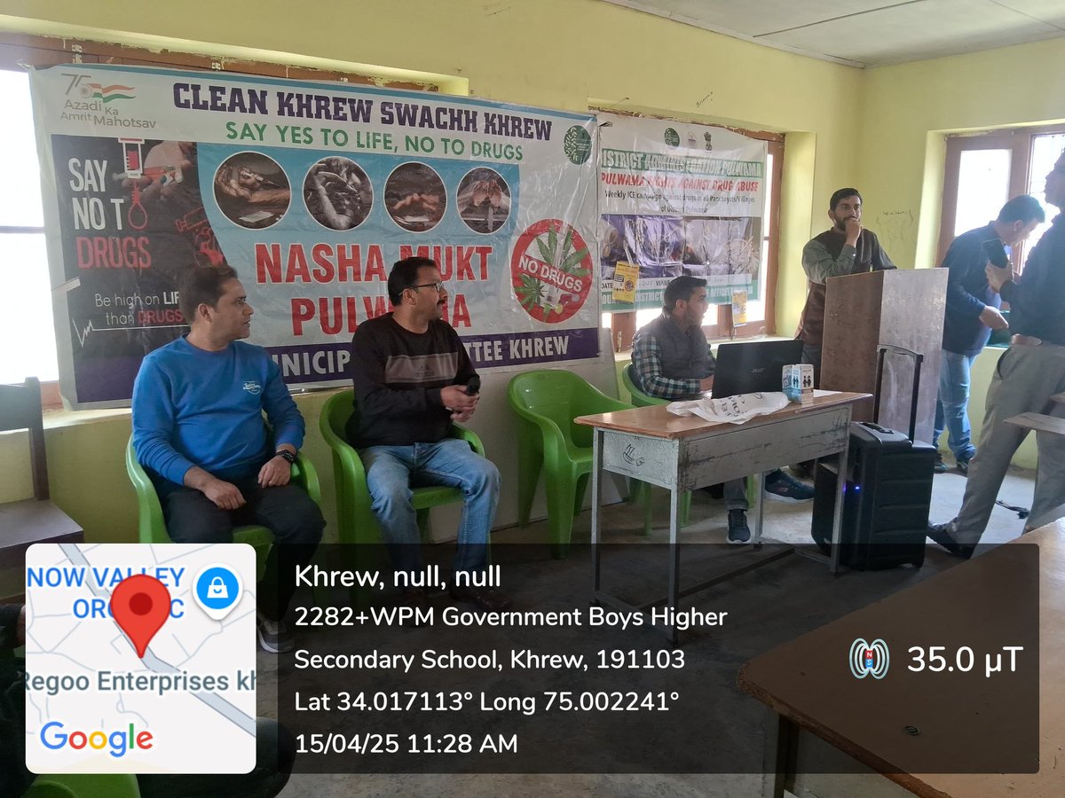 KhrewMc's tweet photo. Public Awareness Campaign against Drug Abuse in collaboration with Health Department within town Khrew
"Say No Drugs Yes to Life" 

@JKHUDD1 @SwachhBharatGov @md_sbm @dcpulwama @DULBKASHMIR https://t.co/Um1lR5oXI0