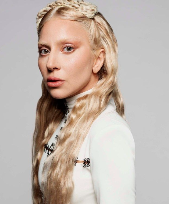 About Music tweet media