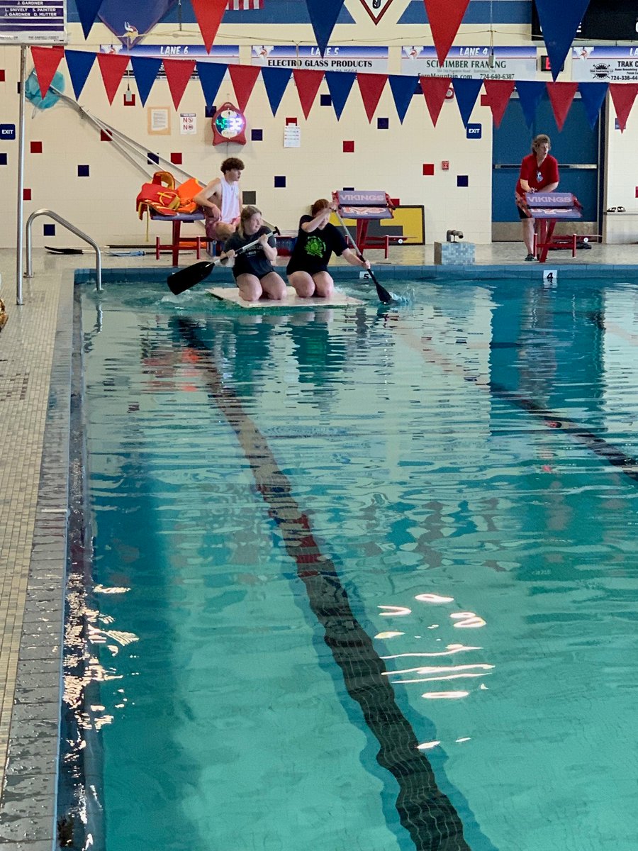 MPAVikings's tweet photo. The MP Navy is alive! 🚣♂️💦 The annual Anything That Floats competition did not disappoint! From cardboard canoes to inflatable masterpieces, our students proved that creativity really does float! 🛶😂 #FloatFest #STEMFun #SchoolTraditions @MPASDVikings https://t.co/ewaD9gOyxB