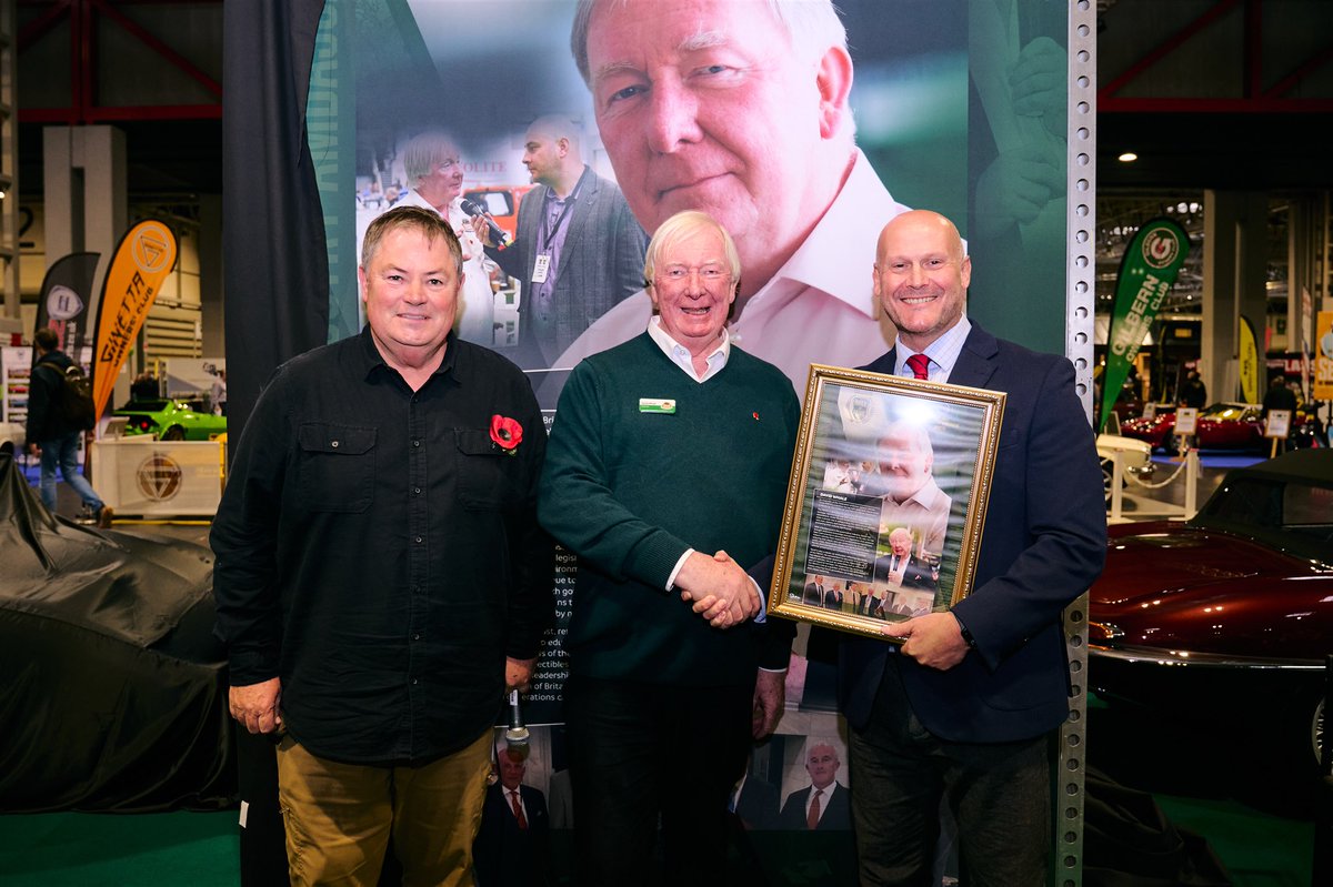 ClassicMotorNEC's tweet photo. Our 2024 Hall of Fame inductees:
🤝 David Whale
🎤 @mikebrewer 
🚗 Jaguar E-Type
👥 Jowett Car Club
A brilliant line-up celebrating the icons of our community.

Read all about it: https://t.co/U1NLlFy07l https://t.co/9YQIk0Vaot