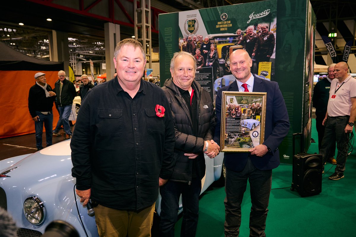 ClassicMotorNEC's tweet photo. Our 2024 Hall of Fame inductees:
🤝 David Whale
🎤 @mikebrewer 
🚗 Jaguar E-Type
👥 Jowett Car Club
A brilliant line-up celebrating the icons of our community.

Read all about it: https://t.co/U1NLlFy07l https://t.co/9YQIk0Vaot