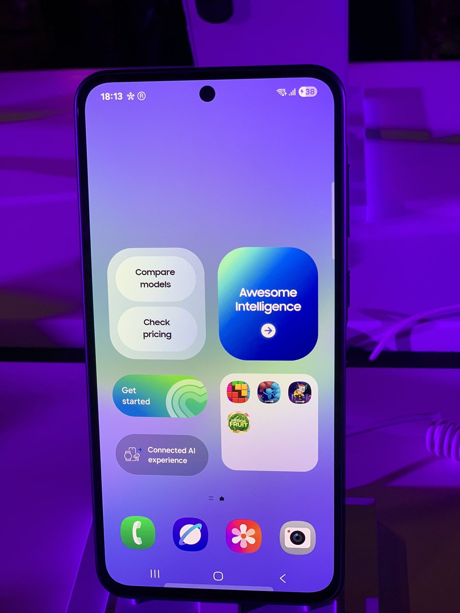 DannyMdluli's tweet photo. “Samsung SOS+”

 #samsungsa #aseries #GalaxyA56 #AwesomeIntelligence #GalaxyAEvent https://t.co/XHzNyXdrD0