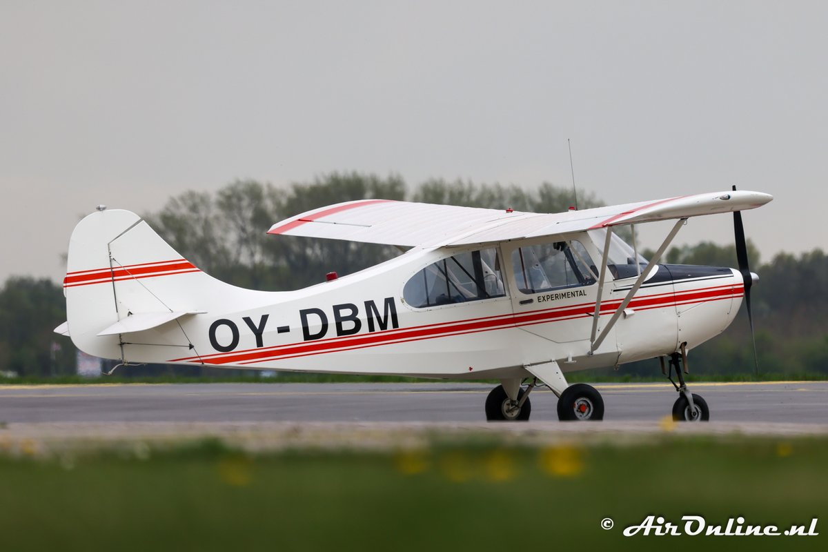 bjfloor's tweet photo. Unieke Champion 7FC Tri-Traveler passeert Lelystad Airport
Lees verder op:
https://t.co/3uSTma7wDC
#EHLE #LelystadAirport #AmericanChampionAircraft #Champion #Bellanca #Aeronca #7FC #TriTraveler #OYDBM https://t.co/615nGKUFer