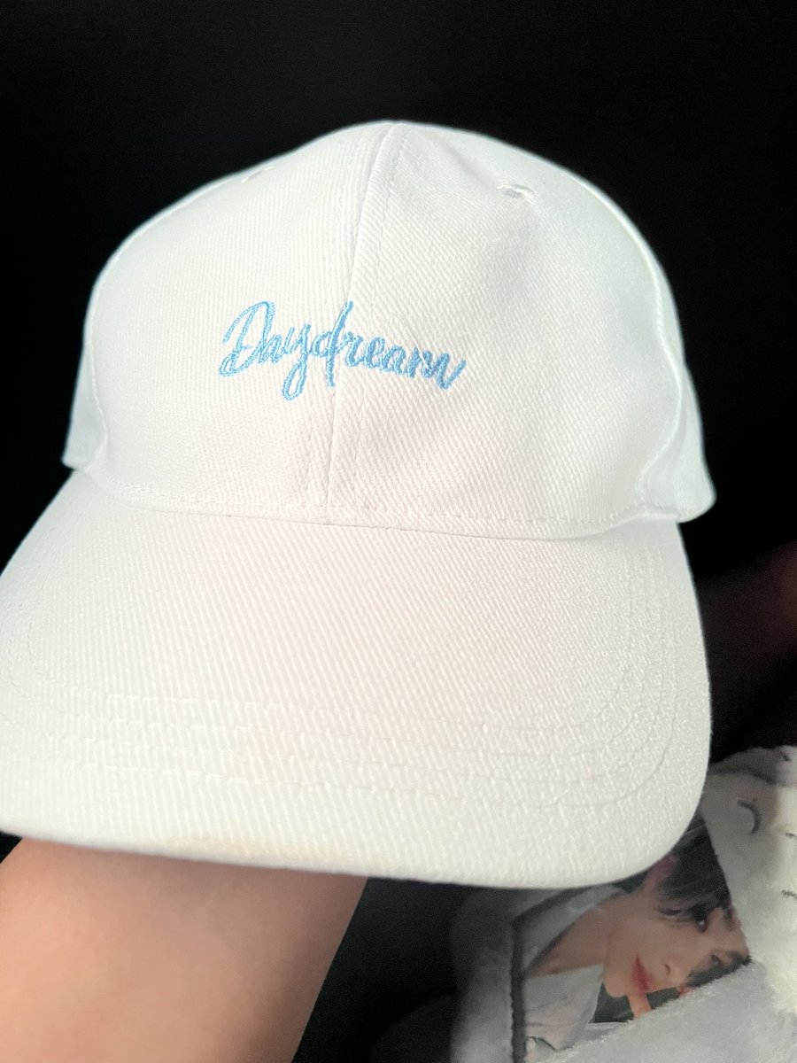 LilCartsy's tweet photo. @_EN_VISION 

#envision_feedbacks

Hello pooo, I have received my daydream cap na pooo. Too bad hindi natuloy yung sa mga kr, want ko pa naman din. Tysm po, worth the wait!<3 tysm din po for doing this type of fundraising fanproject, fighting! https://t.co/g9mD5yIQmQ