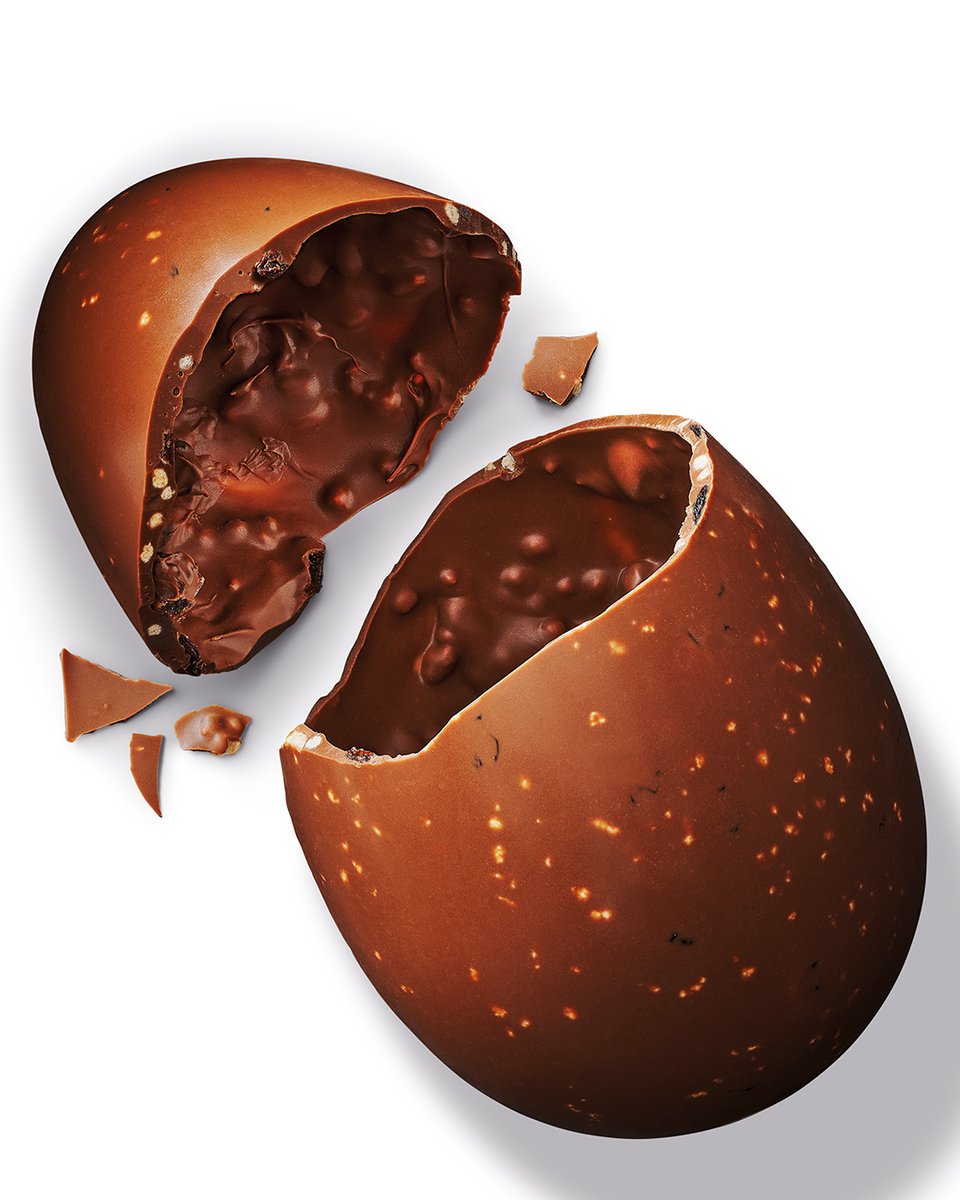 GMorgansPhoto's tweet photo. Happy Easter everyone! 🍫 Eggs-cited to share this recent packaging work with @tesco, thanks to the teams with Egg-cellent retouching by @ amygroverphoto &amp; @rosiealsop 🐣: https://t.co/DVtyhXCxc1