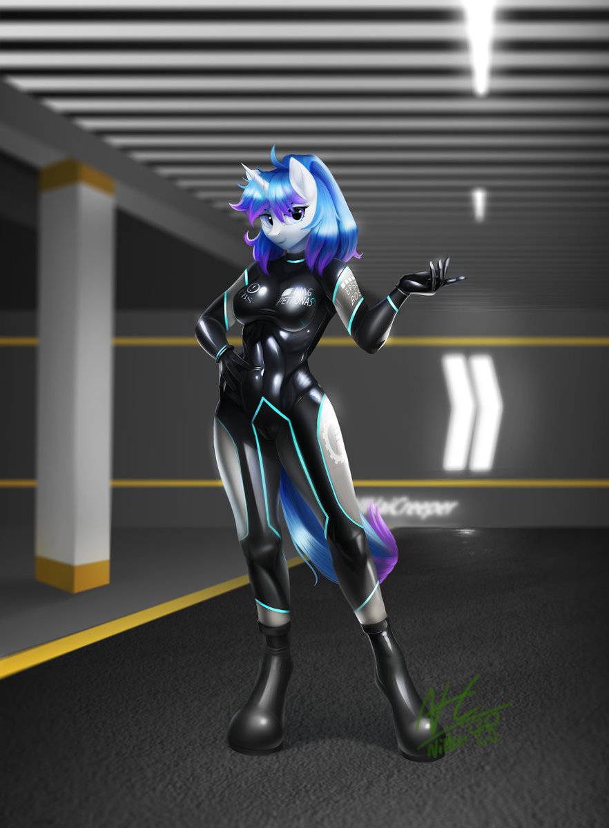 NiHaiCreeper's tweet photo. 胶衣～
是个稿子～
非常感谢@SbinalaTorpedo ～<3

#mlpart  #OC #Anthro #pony https://t.co/bTJDrw26FW