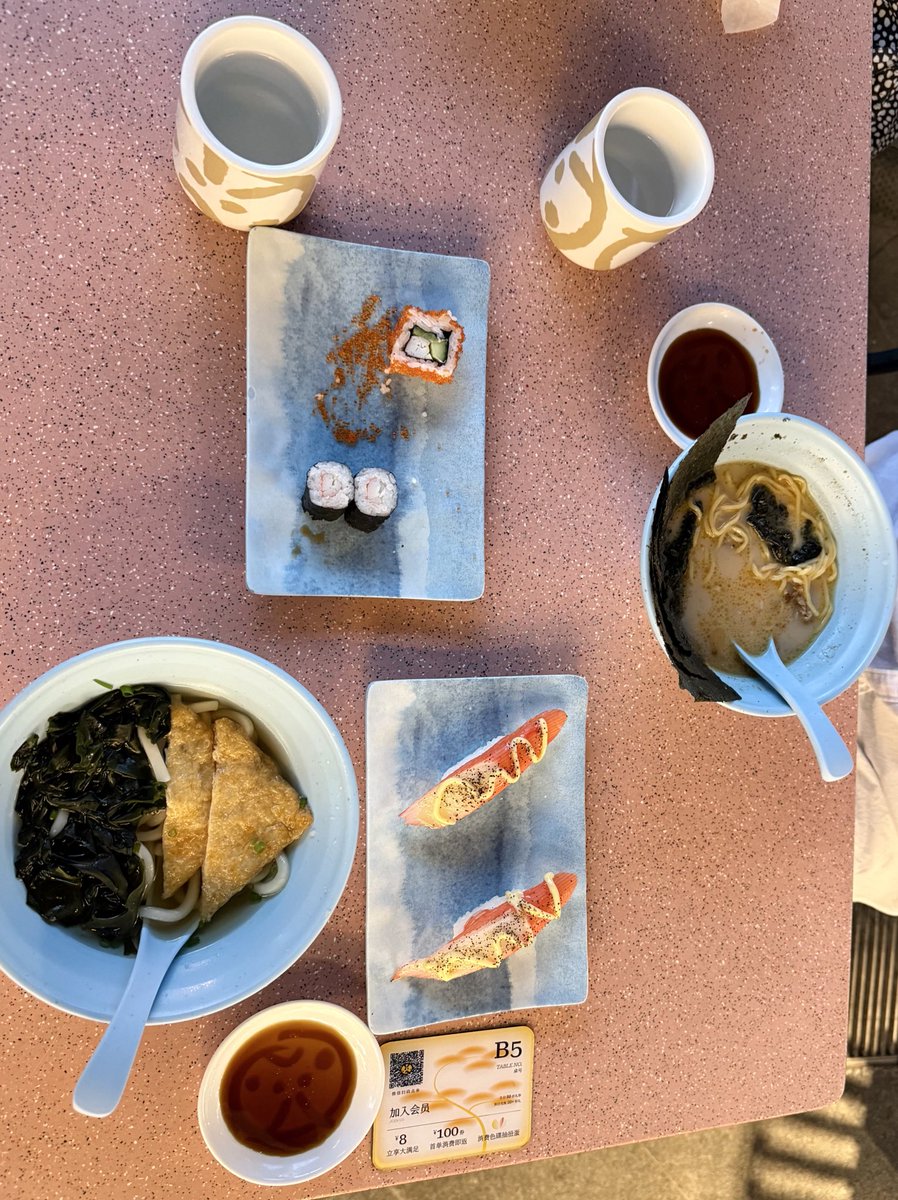 tess940328's tweet photo. 得了咽炎更小鸟胃了
抹茶脑袋认为他家抹茶芝士太一般… https://t.co/ySanUV7sCZ