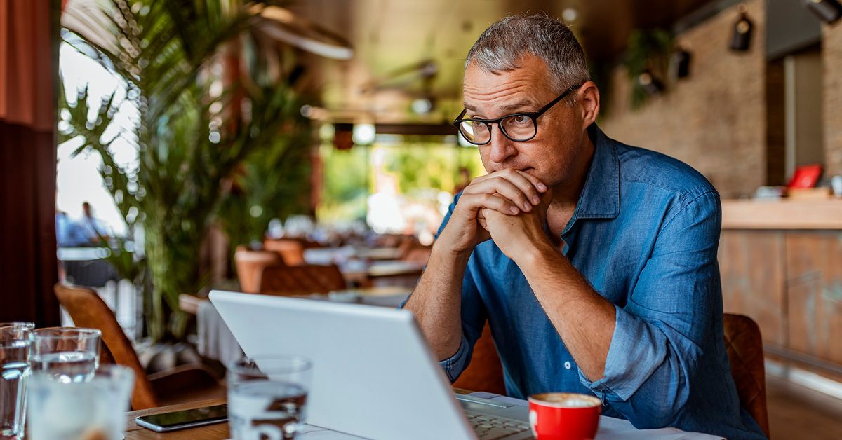 PatKellyMS's tweet photo. In times of market turbulence, staying invested and sticking with a thoughtful, goals-based financial plan can lead to better outcomes. Learn about the top 5 mistakes investors make in volatile markets: https://t.co/9aYEastAuU https://t.co/OS60V5iY1n