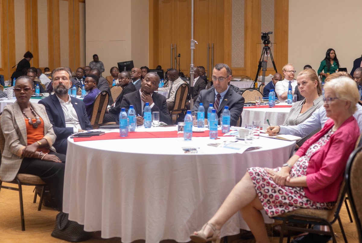 INFFfacility's tweet photo. 📢 Today in #Lilongwe: @MalawiGovt launches its Integrated National Financing Strategy + #SDG Investor Map, led by the Ministry of Finance &amp; Economic Affairs 🇲🇼

EXPLORE #Malawi's SDG financing pathway👇
♟️#INFS: https://t.co/tgyR9VItJ2
🗺️SDG Investor Map: https://t.co/U97KdAr4WP https://t.co/6KgQb6PowM