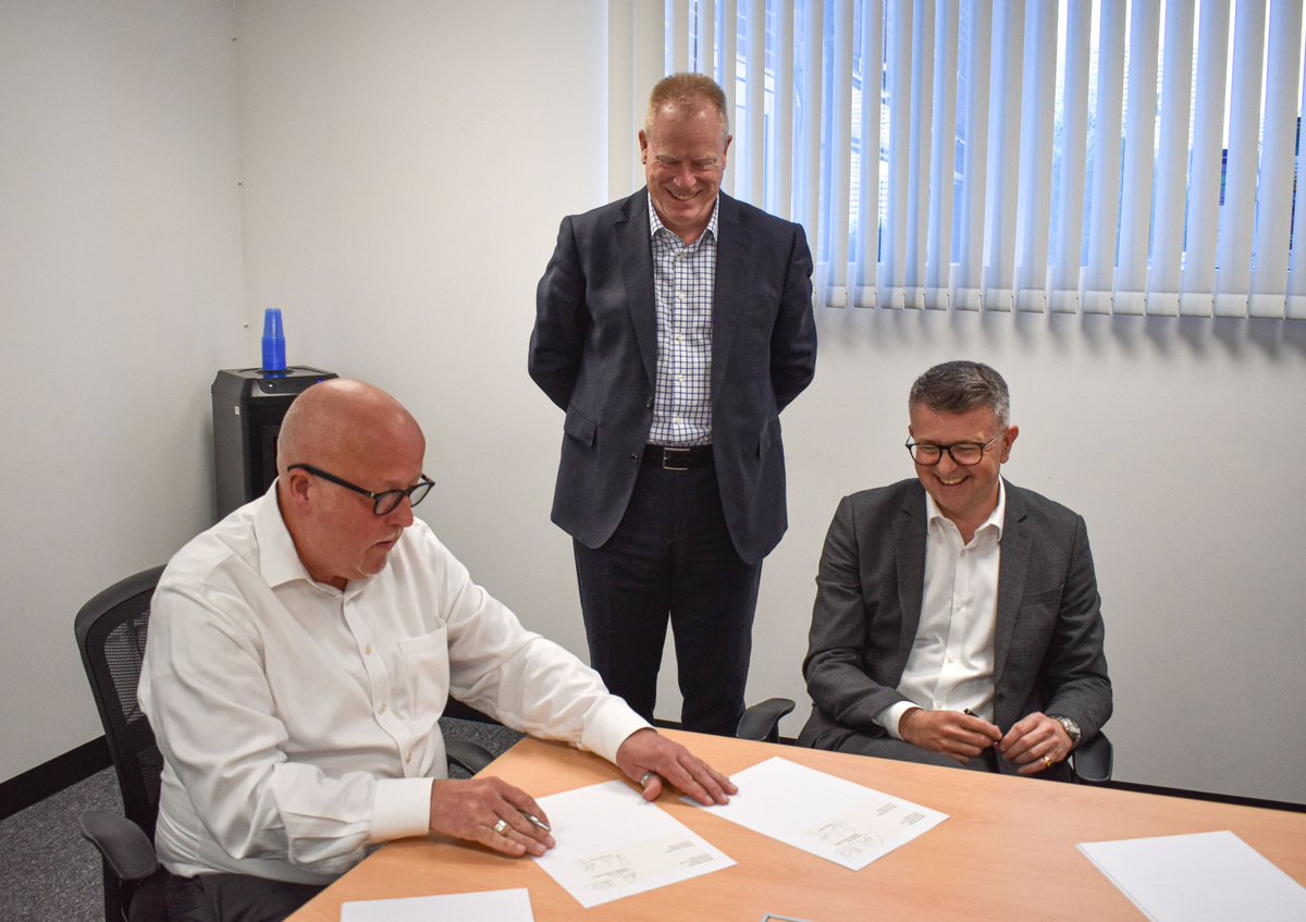 New distribution agreement

smartmachinesandfactories.co.uk/new-distributi…

#automation