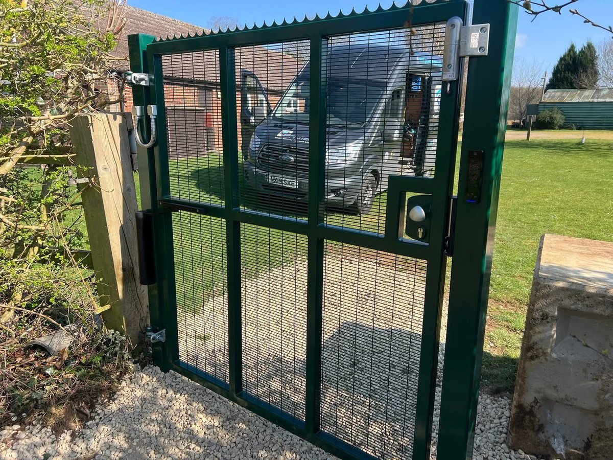 This week pedestrian gate fabrication and access control. Locinox electric handle and soft close, access with UniFi Pro Intercom.  protecsmartsecurity.co.uk