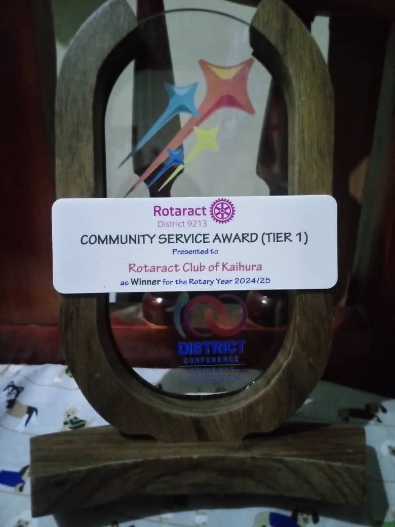 rotaractKaihura's tweet photo. One Great year of Service 
Four Distinguished awards
A great moment to celebrate 
Thank you to all members of the Rotaract club of Kaihura 🙏🙏
#CommunityserviceAward
#ProfessionalandLeadershipDevtAward
#RotaractInteractAward
#Cluboftheyear2024_2025
#Kaihuratotheworld https://t.co/TMUfuU11F9