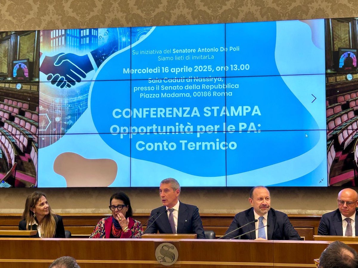 GSErinnovabili's tweet photo. Oggi @arrigoni_paolo, Presidente #GSE, alla #conferenzastampa del #SenatodellaRepubblica "Opportunità per le #PubblicheAmministrazioni: #ContoTermico" ha illustrato i meccanismi di incentivazione gestiti del GSE e le novità che riguarderanno il Conto Termico 3.0 https://t.co/zi0CLY8ThO