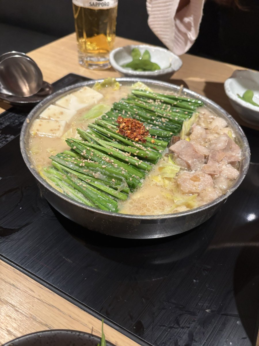 美味しいものって幸せ💕
もつ鍋とビールって最高😭