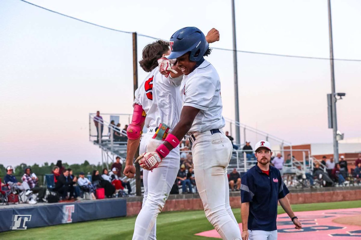 nickcarroll912's tweet image. Third homerun on the season🫣
