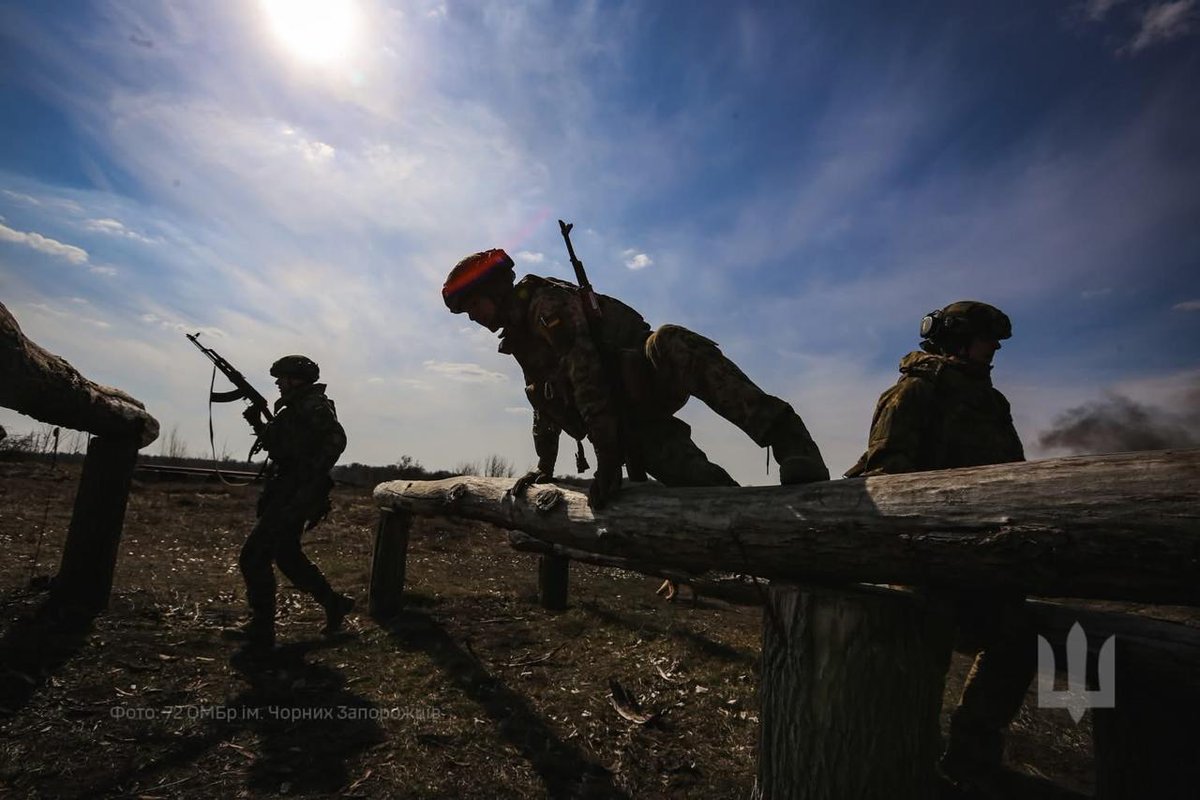 Behind every success on the battlefield is countless hours of drills, sweat, and grit.

📷: 72nd Mechanized Brigade