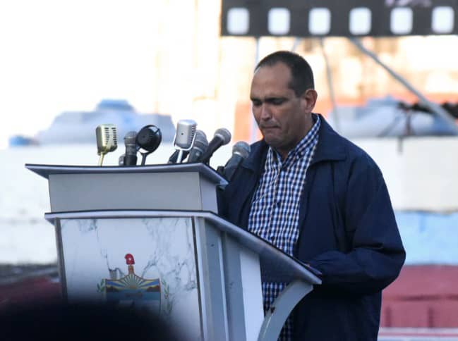 De nuevo a 23 y 12 para enarbolar las banderas del Socialismo

Más información en nuestro Sitio web:
pcc.cu/de-nuevo-23-y-…