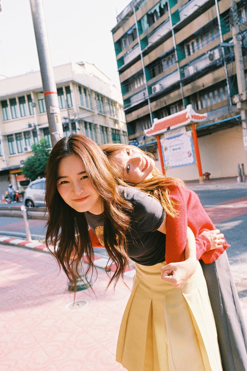 AppleLAPIS's tweet photo. ไปซิ่งกับพี่มั้ยน้อนนน 💨 @mimudotp https://t.co/LgP26gXRiR