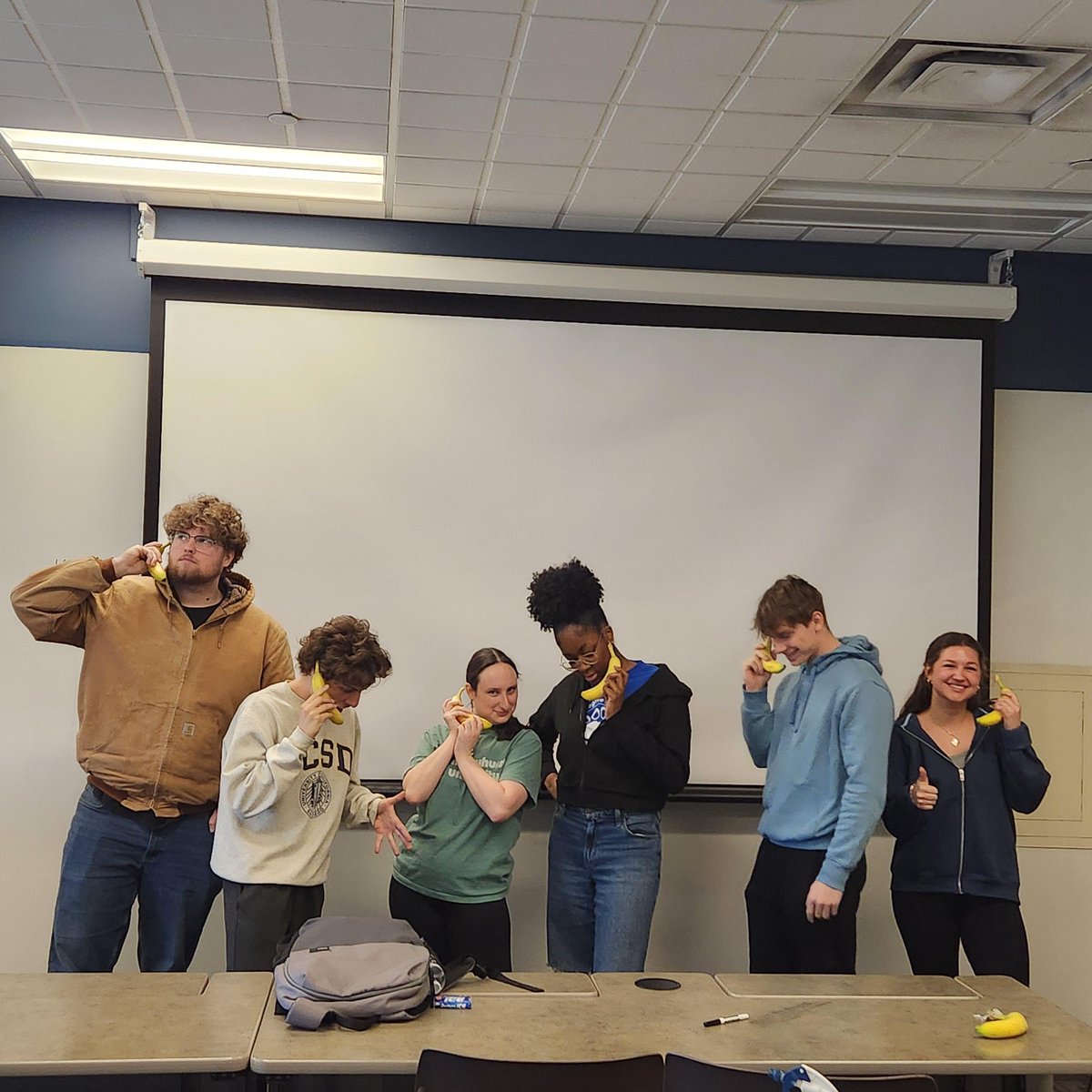 MercyhurstICGP's tweet photo. Today is National Banana Day! Our Intel Writing and Presentation students were split between peeling back the layers or bunching up for laughs! Carpe Diem! #HURSTisHOME #NationalBananaDay #intelligencewriting https://t.co/heXzbe7FS2