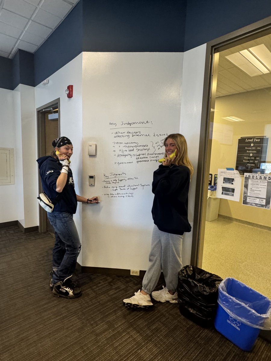 Today is National Banana Day! Our Intel Writing and Presentation students were split between peeling back the layers or bunching up for laughs! Carpe Diem! #HURSTisHOME #NationalBananaDay #intelligencewriting