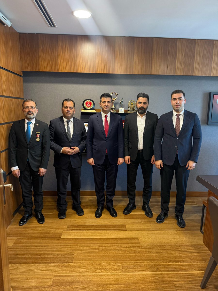 Mehmet Ali Çelebi (@celebimehmeta) on Twitter photo Vatan Gazileri ve Şehit Yakınları Dernek Başkanı Sn.Yaşar Gücenmez ve ekibiyle görüştük. Çalışmalarımız koordineli devam edecektir. <a href="/VatanGaziSehitD/">Vatan Gazileri ve Şehit Yakınları Derneği</a> <a href="/YasarGucenmez/">DERDİN VATANSA SERMAYEN CANIN🟢🇹🇷🇹🇷🇹🇷</a> Vatan Gazileri ve Şehit Yakınları Dernek Başkanı Sn.Yaşar Gücenmez ve ekibiyle görüştük. Çalışmalarımız koordineli devam edecektir. <a href="/VatanGaziSehitD/">Vatan Gazileri ve Şehit Yakınları Derneği</a> <a href="/YasarGucenmez/">DERDİN VATANSA SERMAYEN CANIN🟢🇹🇷🇹🇷🇹🇷</a>