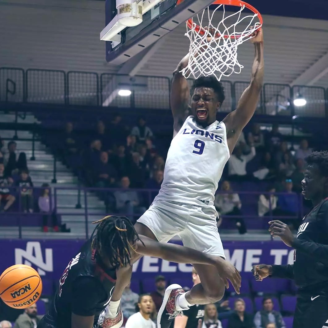 North Alabama guard Taye Fields has entered the Transfer Portal <a href="/On3sports/">On3</a> has learned

The 6-4 senior averaged 11.2 points, 8.6 rebounds, 3.5 assists, &amp; 2.8 STOCKS this season. 2nd-Team A Sun.

on3.com/transfer-porta…