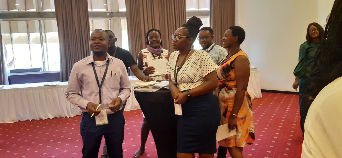RonnieReagan24's tweet photo. #DAY3 of the #ITCUgandaTraining climaxes with a breakway session to have synthesis of self compassion and its impact on helping caregivers support loved ones struggling with #SubstanceUseDisorders. This feeds into the ITC cornerstones that we have covered over the last 2 days. https://t.co/ZenuwPKgV2
