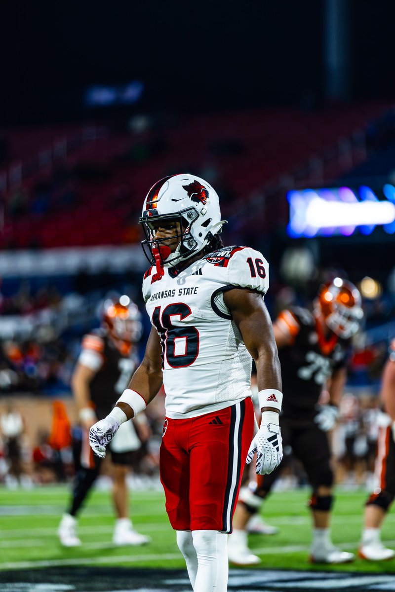 Deaubry Hood tweet media