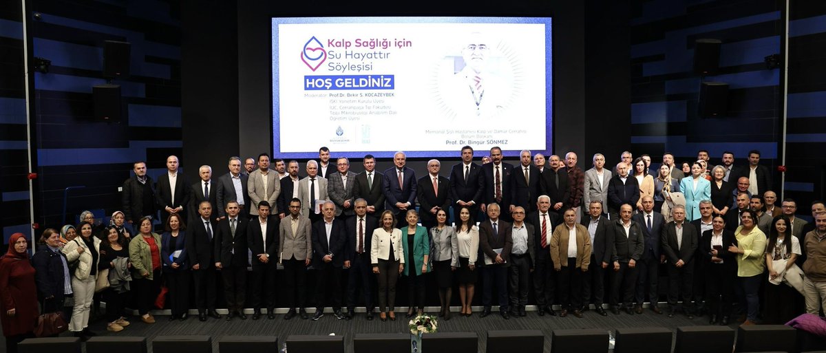 SafakBasa's tweet photo. İSKİ olarak kalp sağlığına dair önemli bilgilerin paylaşıldığı ilham verici bir söyleşiye ev sahipliği yaptık.🫀💦

“Kalp Sağlığı İçin Su Hayattır” başlıklı söyleşide, İSKİ Yönetim Kurulu Üyemiz ve Cerrahpaşa Tıp Fakültesi Öğretim Üyesi Prof. Dr. Bekir Sami Kocazeybek’in moderatörlüğünde, alanında duayen hocamız Kalp ve Damar Cerrahı Prof. Dr. Bingür Sönmez bizlerle bilgi ve deneyimlerini paylaştı. Değerli hocalarımıza, söyleşiye katılan Çatalca Belediye Başkanımız Erhan Güzel’e ve çalışma arkadaşlarıma teşekkür ederim.

İSKİ, suyun yalnızca yönetiminde değil aynı zamanda toplum sağlığını destekleyen projelerde de aktif rol üstlenmeye devam edecek.🌿