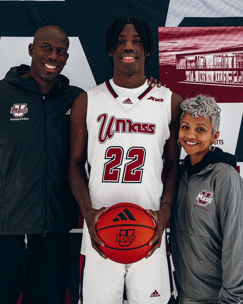 Michael Bergman (@mlbergman_) on Twitter photo Trinity Valley (CC) F Charles Outlaw is transferring to UMass 🚩 6-9, 220.
Son of former NBA player Bo Outlaw.
<a href="/OlympiaHsHoops/">Olympia Basketball</a> Trinity Valley (CC) F Charles Outlaw is transferring to UMass 🚩 6-9, 220.
Son of former NBA player Bo Outlaw.
<a href="/OlympiaHsHoops/">Olympia Basketball</a>
