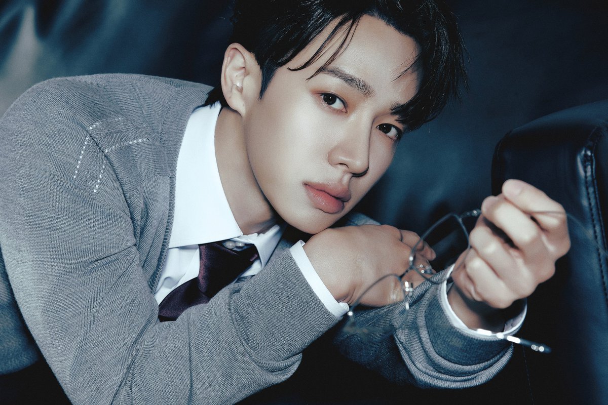 HIGHLIGHT THE 6th MINI ALBUM [From Real to Surreal] CONCEPT PHOTO #1 - Real A ver.
2025. 04. 28. 18:00

⛓️ aroundusent.com

#From_Real_to_Surreal
#하이라이트 #HIGHLIGHT
#비스트 #BEAST
#윤두준 #YOONDUJUN
#양요섭 #YANGYOSEOP
#이기광 #LEEGIKWANG
#손동운 #SONDONGWOON
