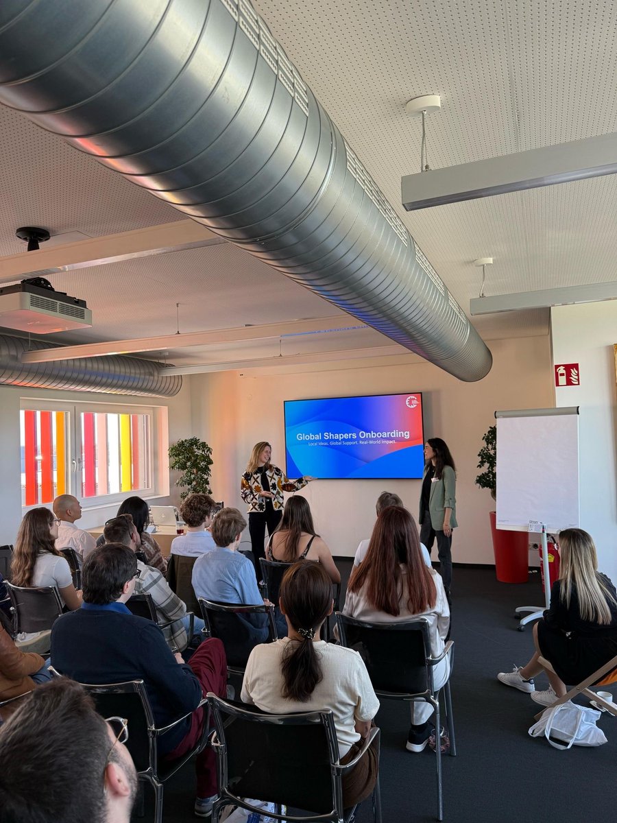 Global Shapers tweet media