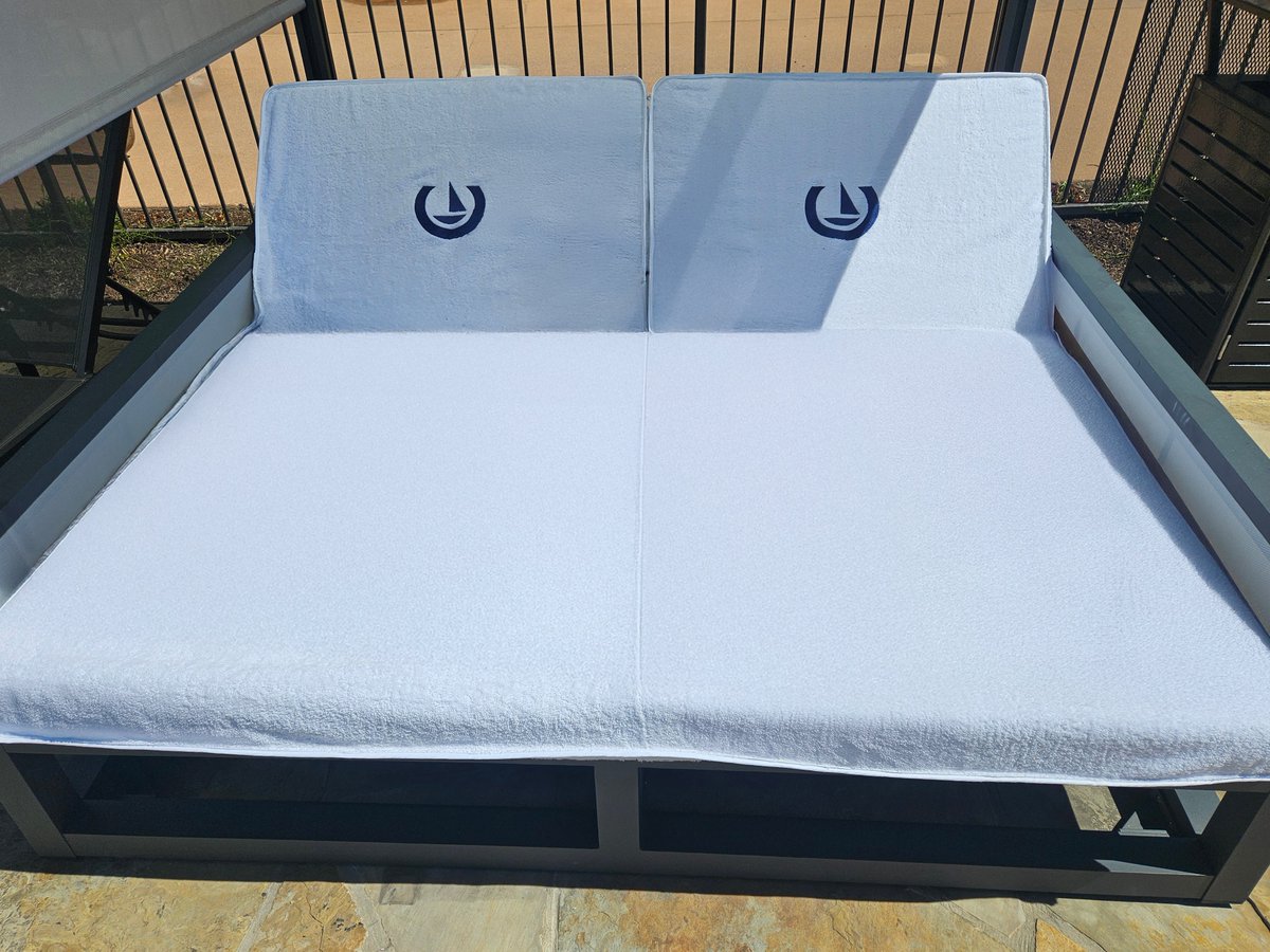 GlobalTexUsa's tweet image. Custom Project Spotlight: Daybed Cover! 🛋️✨
Embroidered &amp;amp; made with care — perfect for hospitality or residential spaces.
Have a textile idea? Let's create it together!
📩 Reach out: globaltexusa.com
#CustomTextiles #DaybedCover #HospitalityDesign #GlobaltexFineLinens