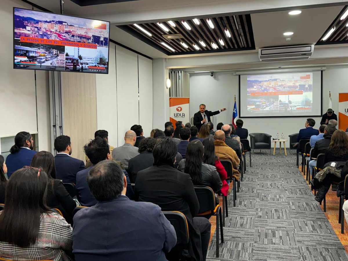 “Desarrollo Regional: Innovación y Alianzas Estratégicas entre actores públicos, privados y académicos”: El gobernador Sergio Giacaman expone en el ciclo de Inauguraciones de Año Académico 2025 <a href="/UDLA_CL/">UDLAChile</a>