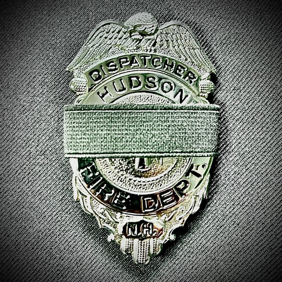GaryHuber17's tweet photo. FROM HUDSON N.H. FIRE DEPARTMENT ON FACEBOOK
Remembering Dispatcher Dave Avery today on the 2 year anniversary of his sudden passing after a short but heroic battle with cancer.
Gone, but never forgotten. https://t.co/c3QjGyMNK6