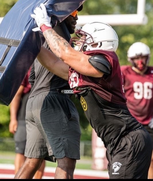 Thank you Fairmont State for everything. Officially in the Portal with 3-4 years of eligibility !!!

Position: OLB / MLB
H/W: 6’0 240lbs
Bench: 225lbs x 40 / 430lbs x 1
20-10Fly: 19.86-20.05mph
Squat: 580lbs x 1
Broad Jump: 110in
Gpa: 3.6

DM for Film 🎥 !!!!