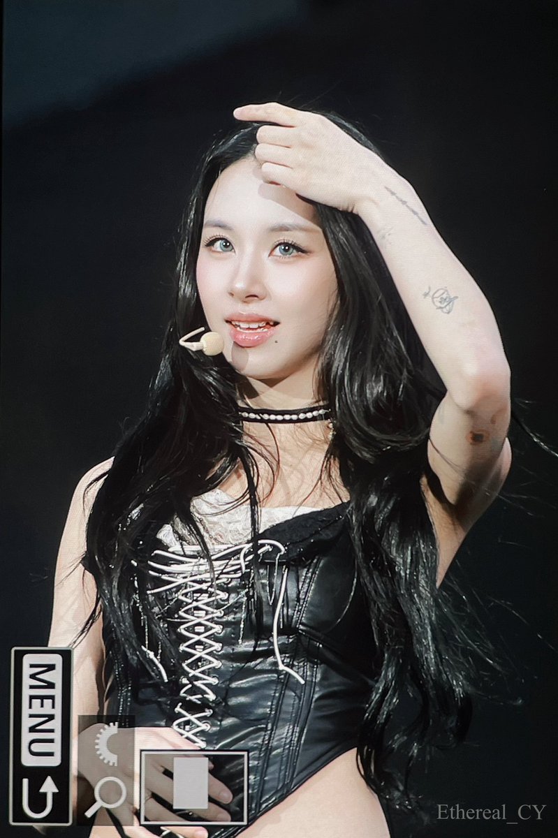 250416 프리뷰
얼굴 미쳤다

#트와이스 #TWICE
#채영 #CHAEYOUNG