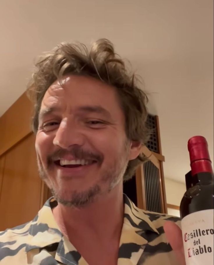 euteodore's tweet image. Wine time 🥂