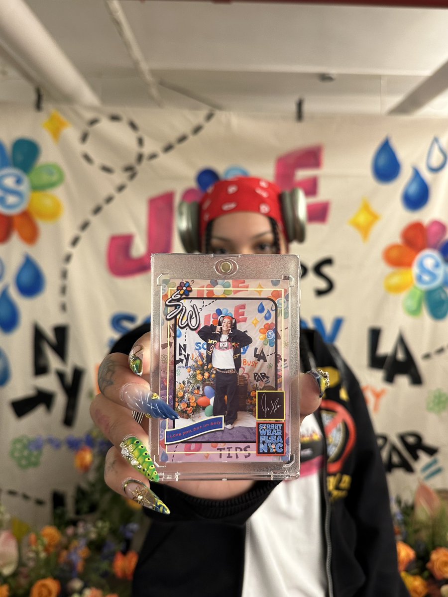 CandDPV's tweet photo. Custom Trading Cards for guests of @JaeTips POP UP at @StreetWearFlea ~ Photographed, Printed &amp; Packaged on site! https://t.co/NmcZ1JfZBk