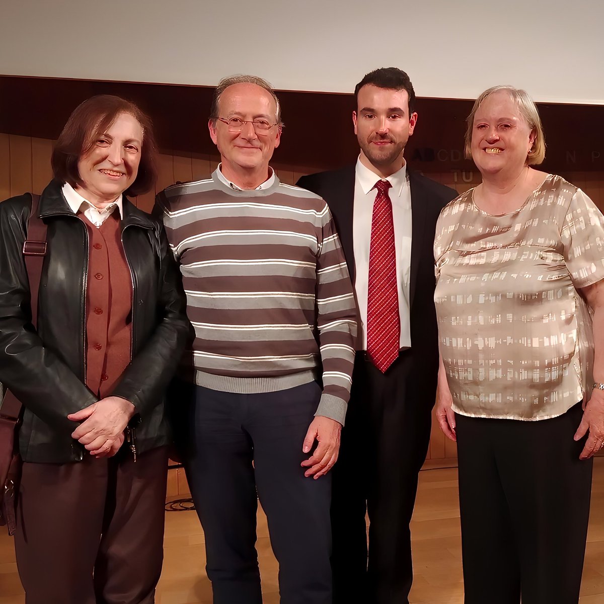 Gracias, Associació <a href="/JoanManen/">Associació JoanManén</a>, por embarcarme en esta aventura de recuperación del repertorio original para arpa de compositores catalanes del siglo XX y XXI. Ha sido un disfrute. Enhorabuena por vuestro trabajo. <a href="/AteneuBCN/">Ateneu Barcelonès</a>