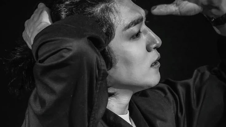 hiwagawritings's tweet photo. gusto ko sa’kin ka lang / sungbri 🔞 au

ang taong walang karapatan magselos, siya pa ang mapagdamot nang lubos. https://t.co/CrkIYYhlBP