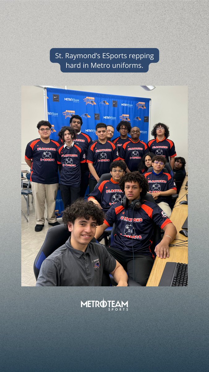 St. Raymond’s ESports repping hard in Metro uniforms. #WeAreMetro <a href="/StRaysAthletics/">St. Ray's Athletics</a>