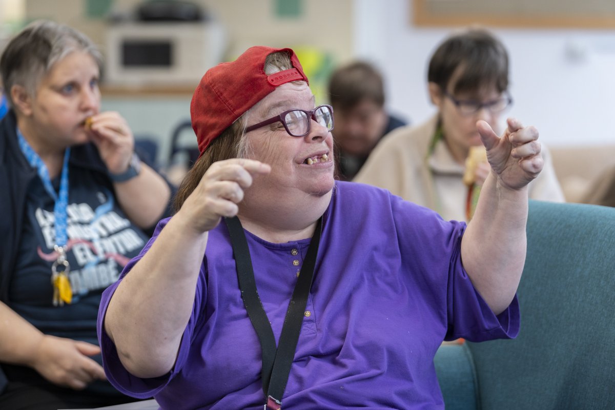 Zara, Melonie and Trudy talk about the deaf community at their supported housing scheme🏠

As many residents live with a hearing impairment and sign to each other, the scheme has become a place where residents can easily form strong friendships.

bit.ly/4jywei3 👈