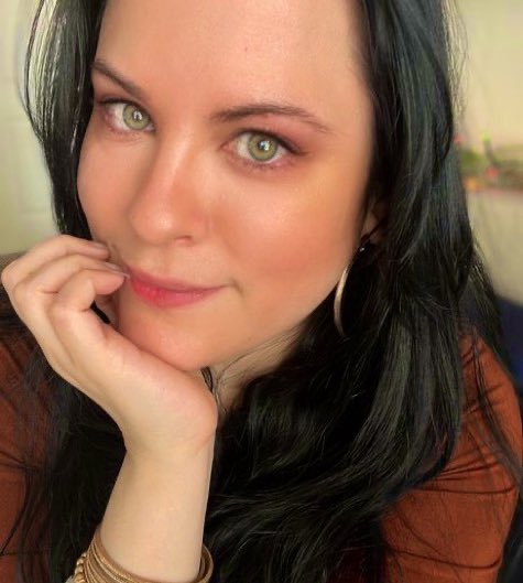 John Ballentine 🔥 (@campfireradio) on Twitter photo A captivating performer in games and podcasts, <a href="/melissamedinavo/">Melissa Medína, VO Valkyrie</a> is one half of <a href="/ScaryGoodProd/">Scary Good Studio</a> producing dynamic audio for games, animation and film. And, in my opinion, perhaps a little too convincing as a vampire. You can hear Melissa in BLOOD DRIVE streaming now! #voiceacting A captivating performer in games and podcasts, <a href="/melissamedinavo/">Melissa Medína, VO Valkyrie</a> is one half of <a href="/ScaryGoodProd/">Scary Good Studio</a> producing dynamic audio for games, animation and film. And, in my opinion, perhaps a little too convincing as a vampire. You can hear Melissa in BLOOD DRIVE streaming now! #voiceacting