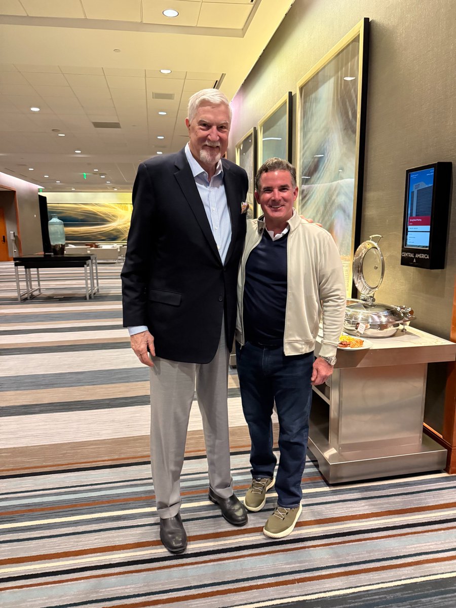 TomMcMillen611's tweet image. In Dallas for the @NFFNetwork board meeting with Maryland legend & @UnderArmour CEO Kevin Plank. 🐢🏈 #NFF #CollegeFootball #Terps #Leadership #UnderArmour
